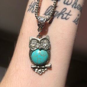 NWT Owl Necklace